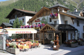 Отель Hotel Camona & Apart Walserhof, Замнаун